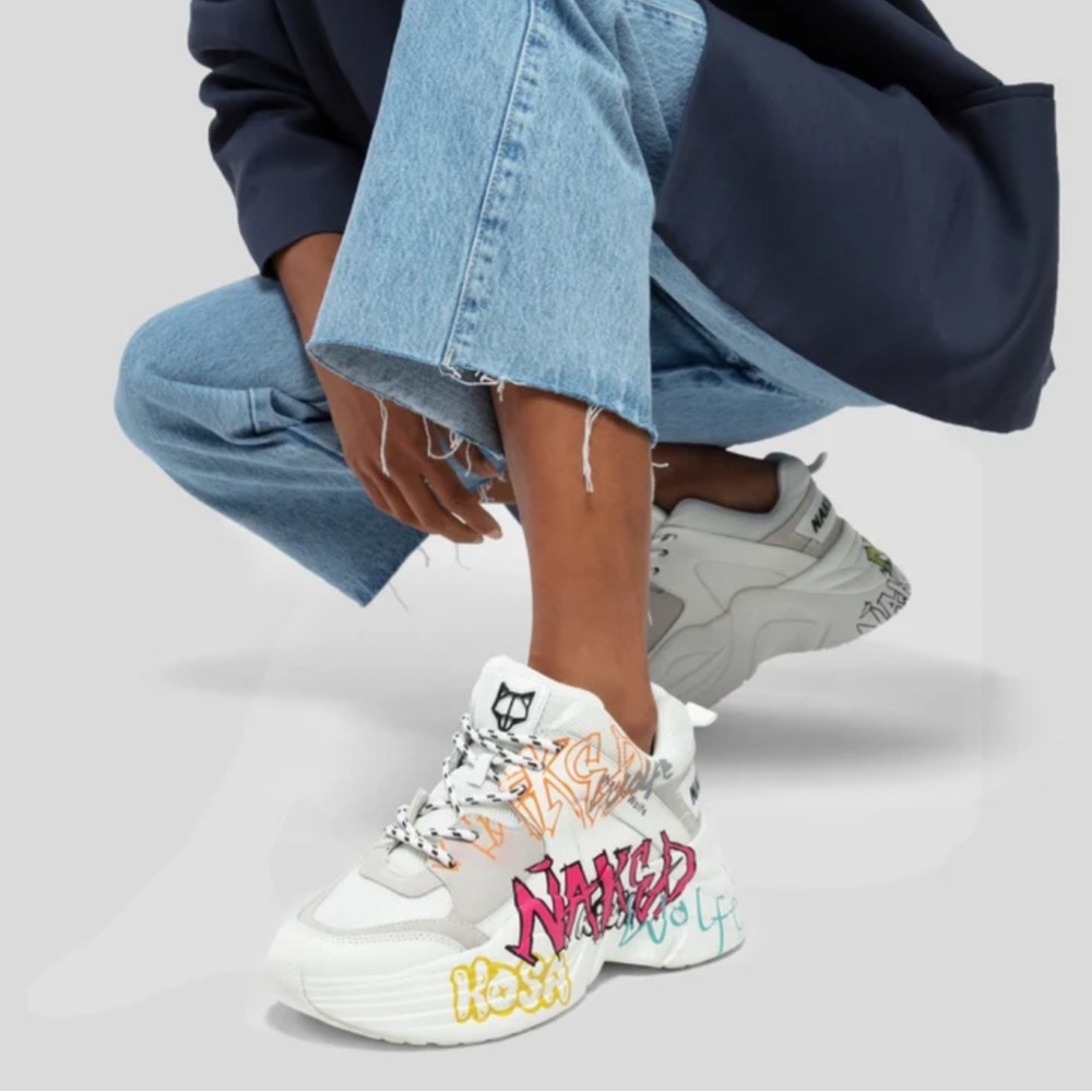 Cyber Monday Sale!!🔥Naked Wolfe Track Graffiti White Low Top Sneakers. Size 7.